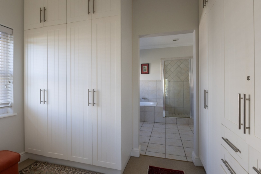 4 Bedroom Property for Sale in Thesen Islands Western Cape
